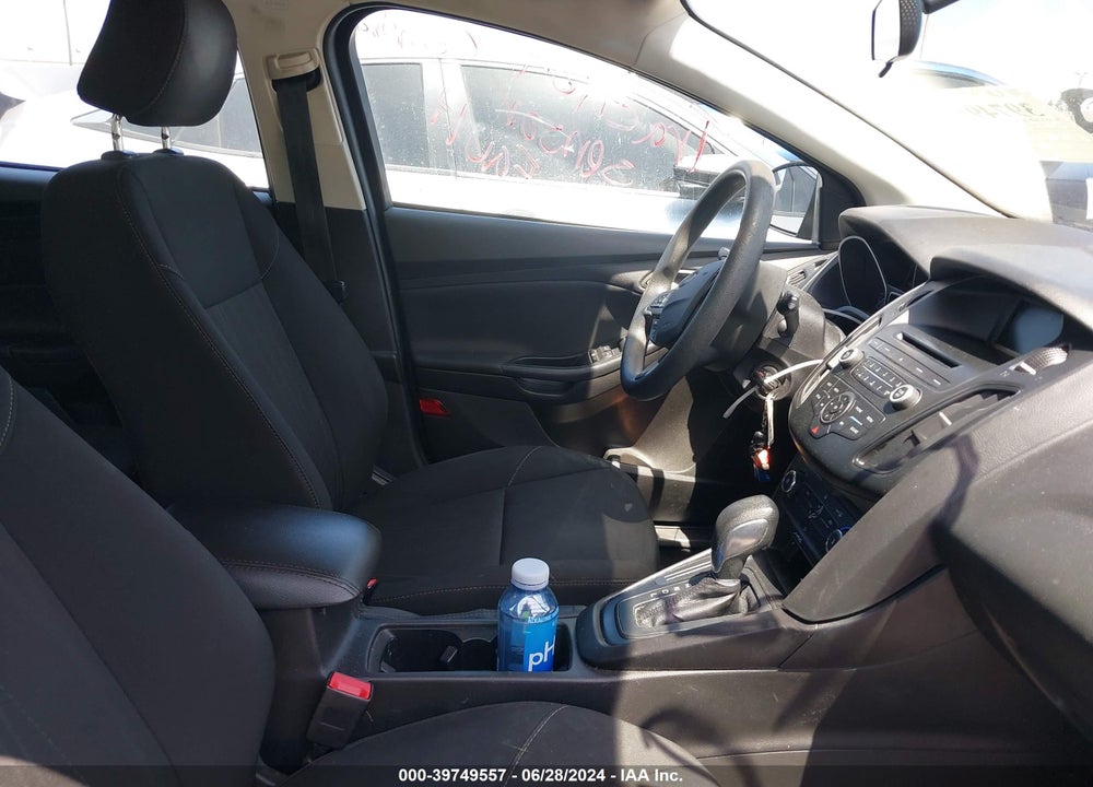 2017 FORD FOCUS SE VIN: 1FADP3K26HL290869