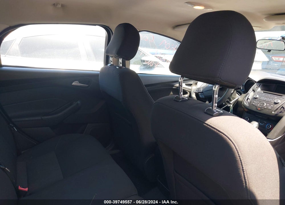 2017 FORD FOCUS SE VIN: 1FADP3K26HL290869