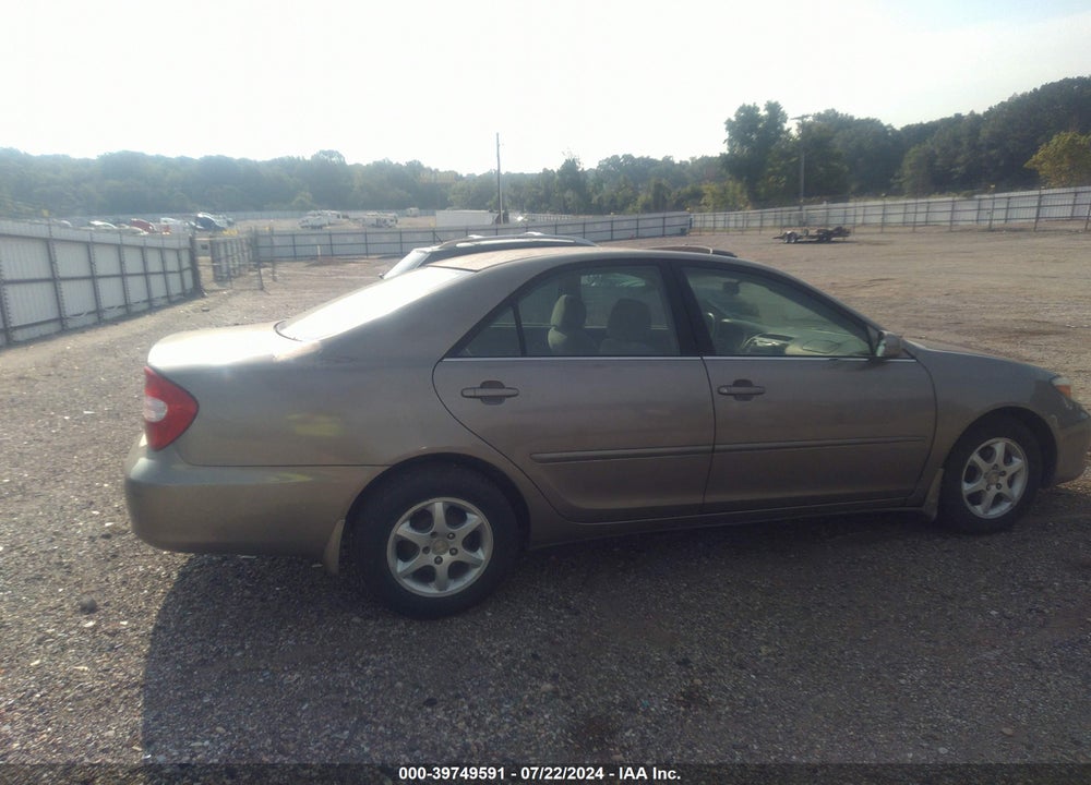 2002 TOYOTA CAMRY LE VIN: 4T1BE32K42U620111