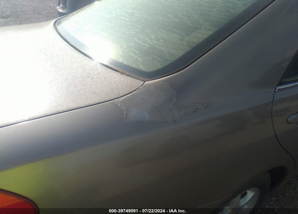 2002 TOYOTA CAMRY LE VIN: 4T1BE32K42U620111