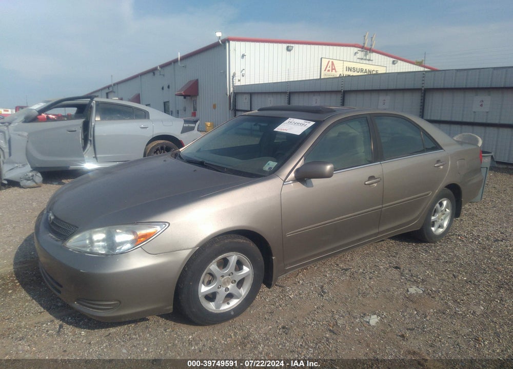 2002 TOYOTA CAMRY LE VIN: 4T1BE32K42U620111
