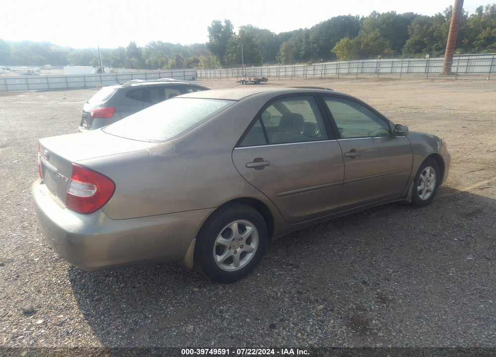2002 TOYOTA CAMRY LE VIN: 4T1BE32K42U620111