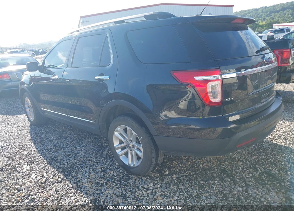2011 FORD EXPLORER XLT VIN: 1FMHK8D89BGA42281