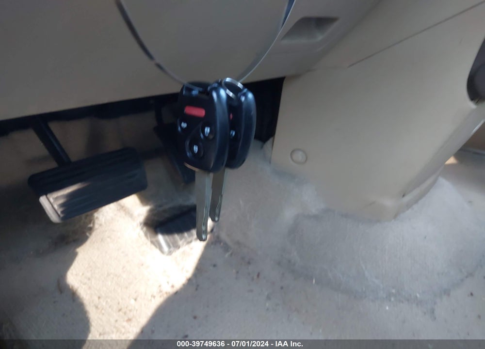 2006 HONDA CR-V EX VIN: SHSRD78856U435923