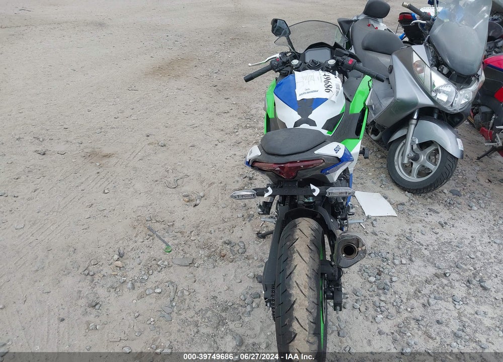2024 KAWASAKI EX500 A/B VIN: ML5EXGJ1XRDA13388