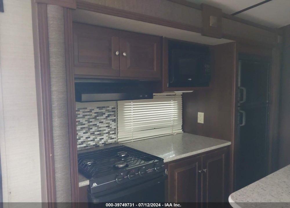 2016 KEYSTONE BL34BHPR16 VIN: 4YDT34B23GD420765