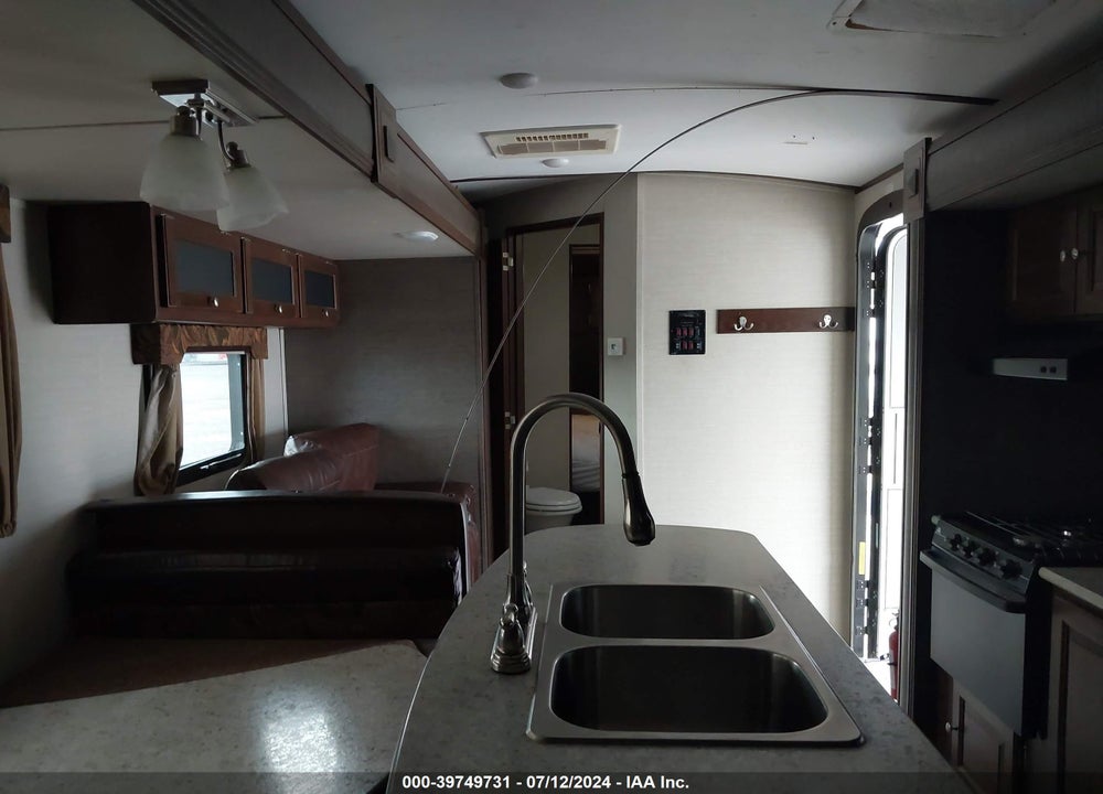 2016 KEYSTONE BL34BHPR16 VIN: 4YDT34B23GD420765