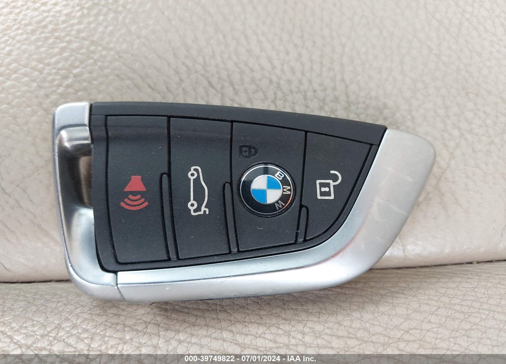 2015 BMW X5 XDRIVE35I VIN: 5UXKR0C56F0K70945