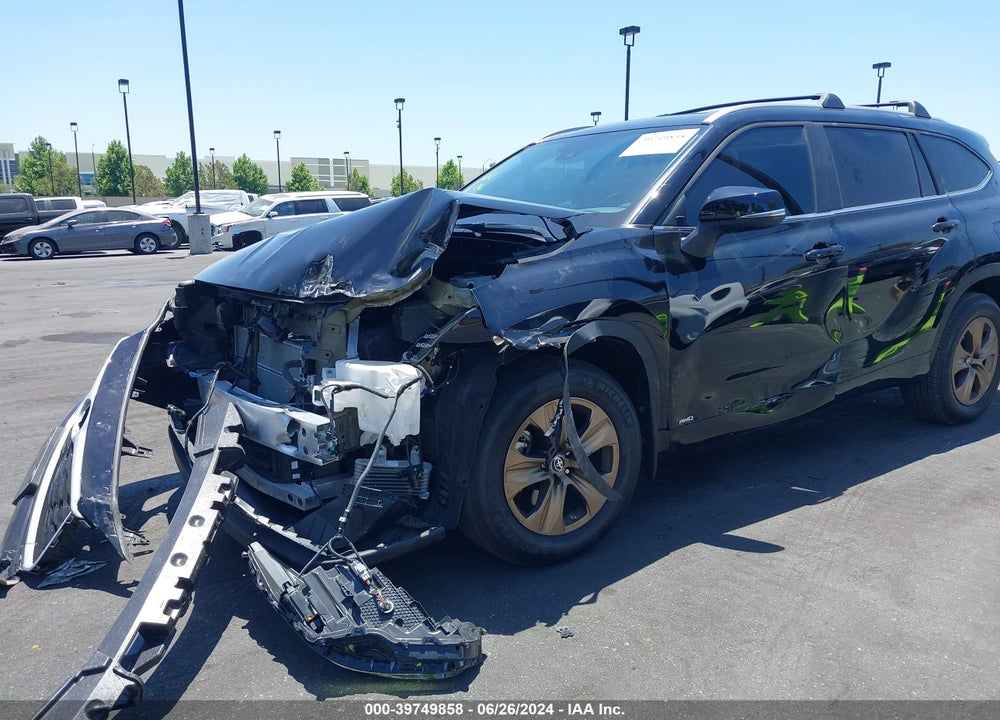 2023 TOYOTA HIGHLANDER HYBRID XLE BRONZE VIN: 5TDABRCH5PS135695