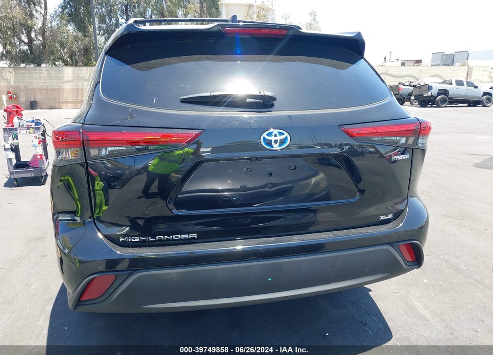 2023 TOYOTA HIGHLANDER HYBRID XLE BRONZE VIN: 5TDABRCH5PS135695