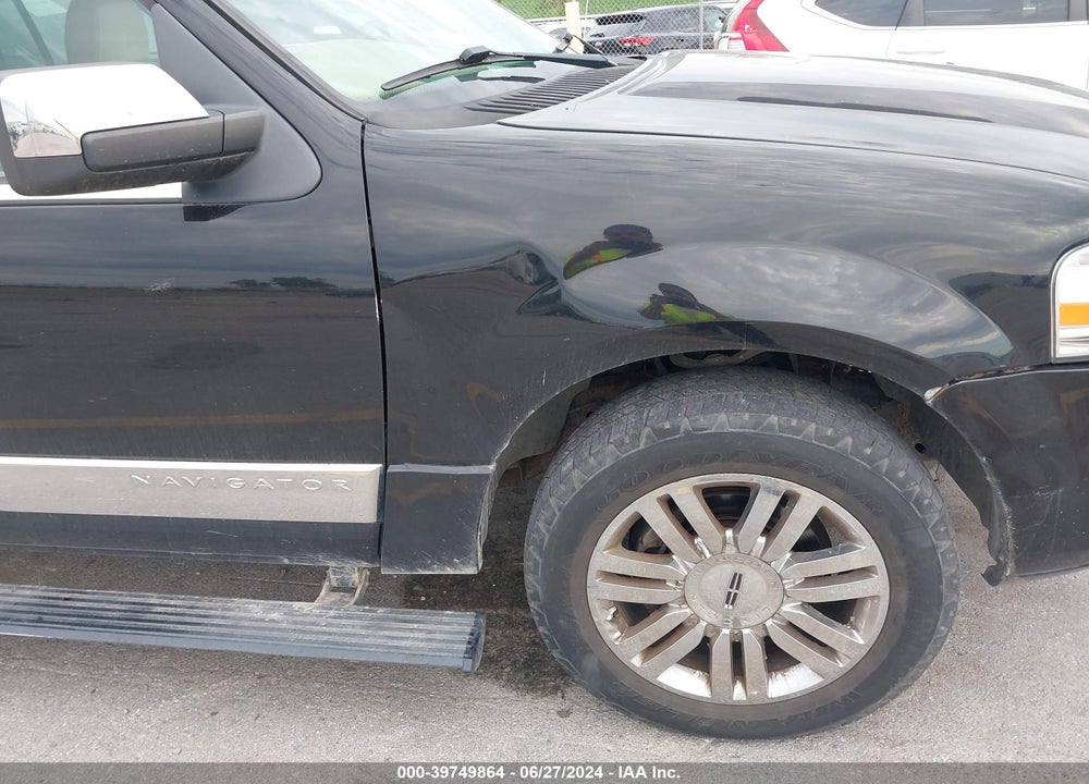 2007 LINCOLN NAVIGATOR ULTIMATE VIN: 5LMFU28557LJ00168