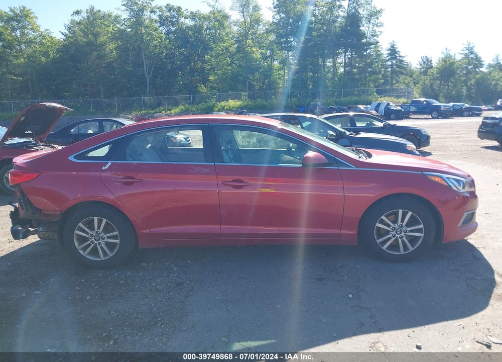 2017 HYUNDAI SONATA VIN: 5NPE24AF4HH585657