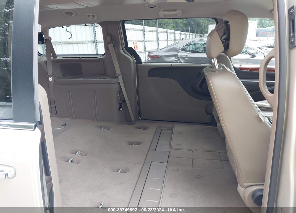 2014 CHRYSLER TOWN & COUNTRY TOURING VIN: 2C4RC1BG3ER423666