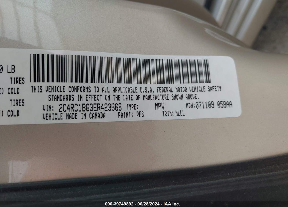 2014 CHRYSLER TOWN & COUNTRY TOURING VIN: 2C4RC1BG3ER423666