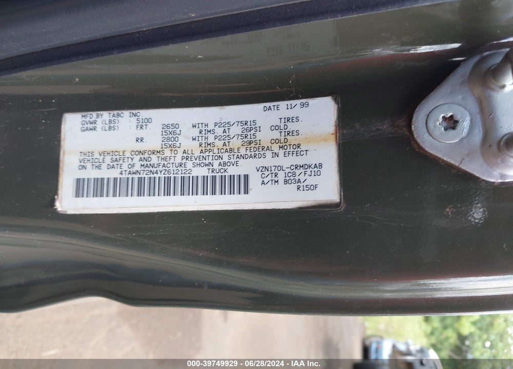 2000 TOYOTA TACOMA BASE V6 VIN: 4TAWN72N4YZ612122