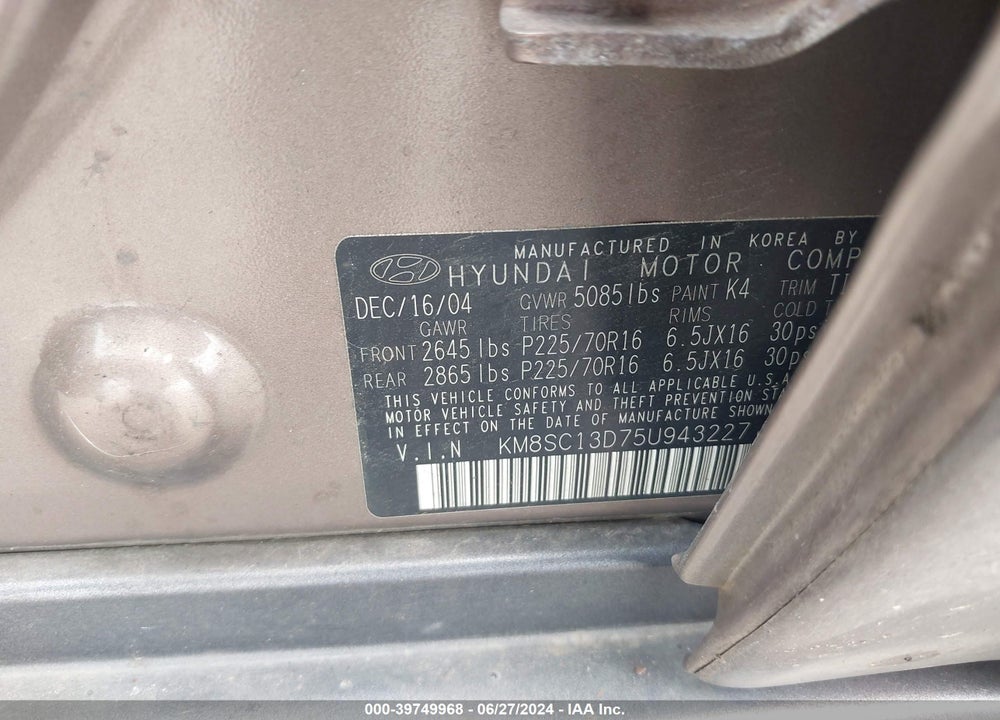 2005 HYUNDAI SANTA FE GLS VIN: KM8SC13D75U943227