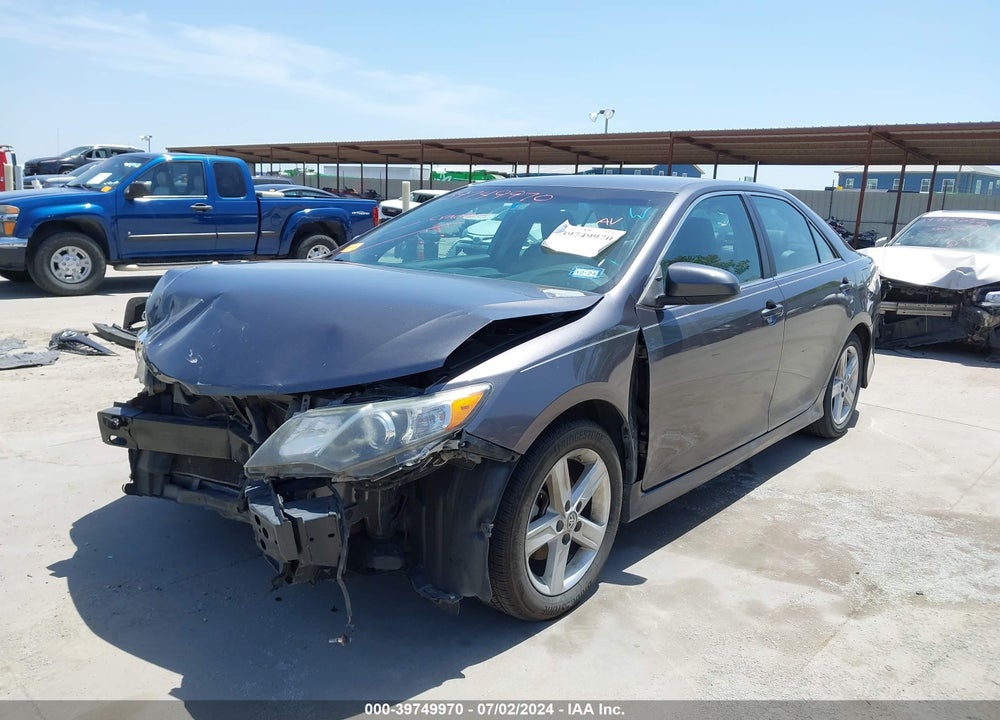 2014 TOYOTA CAMRY SE VIN: 4T1BF1FK8EU425306