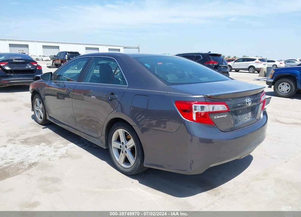 2014 TOYOTA CAMRY SE VIN: 4T1BF1FK8EU425306