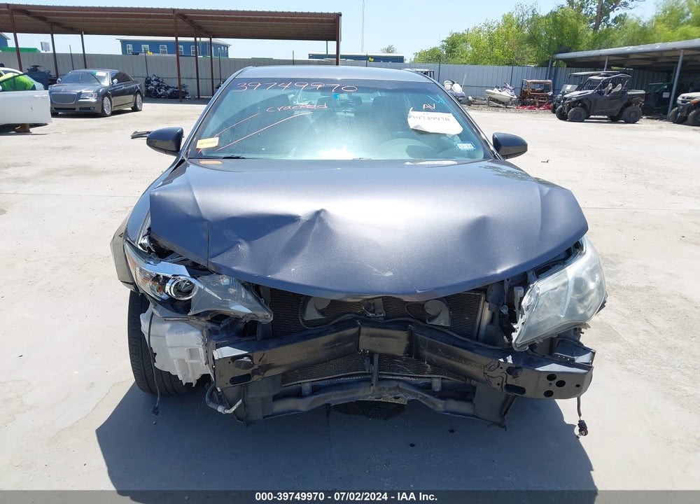 2014 TOYOTA CAMRY SE VIN: 4T1BF1FK8EU425306