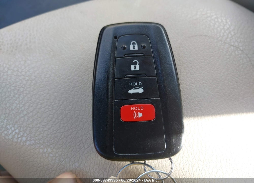 2022 TOYOTA CAMRY LE HYBRID VIN: 4T1C31AK1NU594085