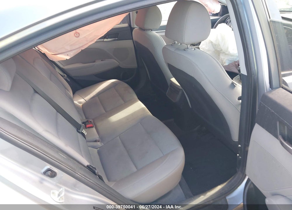 2017 HYUNDAI ELANTRA SE VIN: 5NPD84LF5HH001614