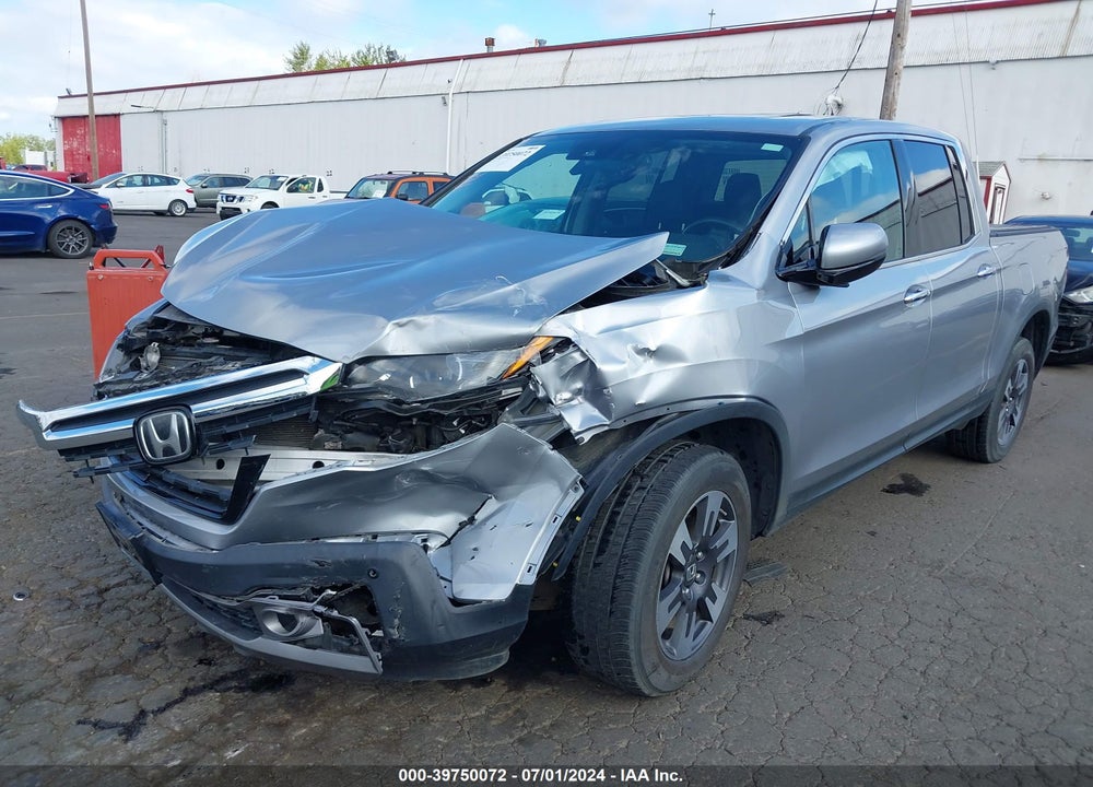 2018 HONDA RIDGELINE RTL-E VIN: 5FPYK3F74JB016358