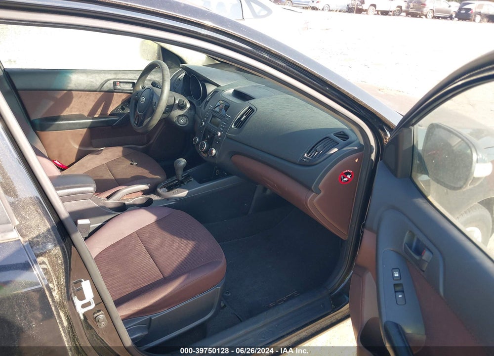 2010 KIA FORTE EX VIN: KNAFU4A21A5836472