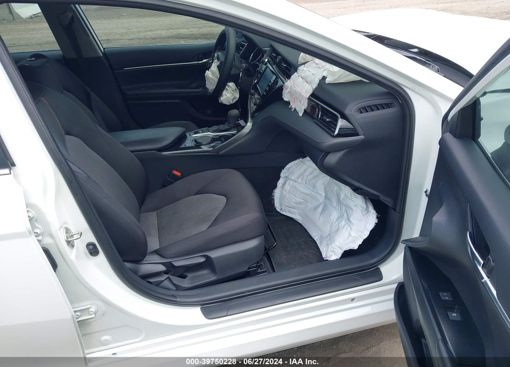 2020 TOYOTA CAMRY LE AWD VIN: 4T1L11BK4LU004074