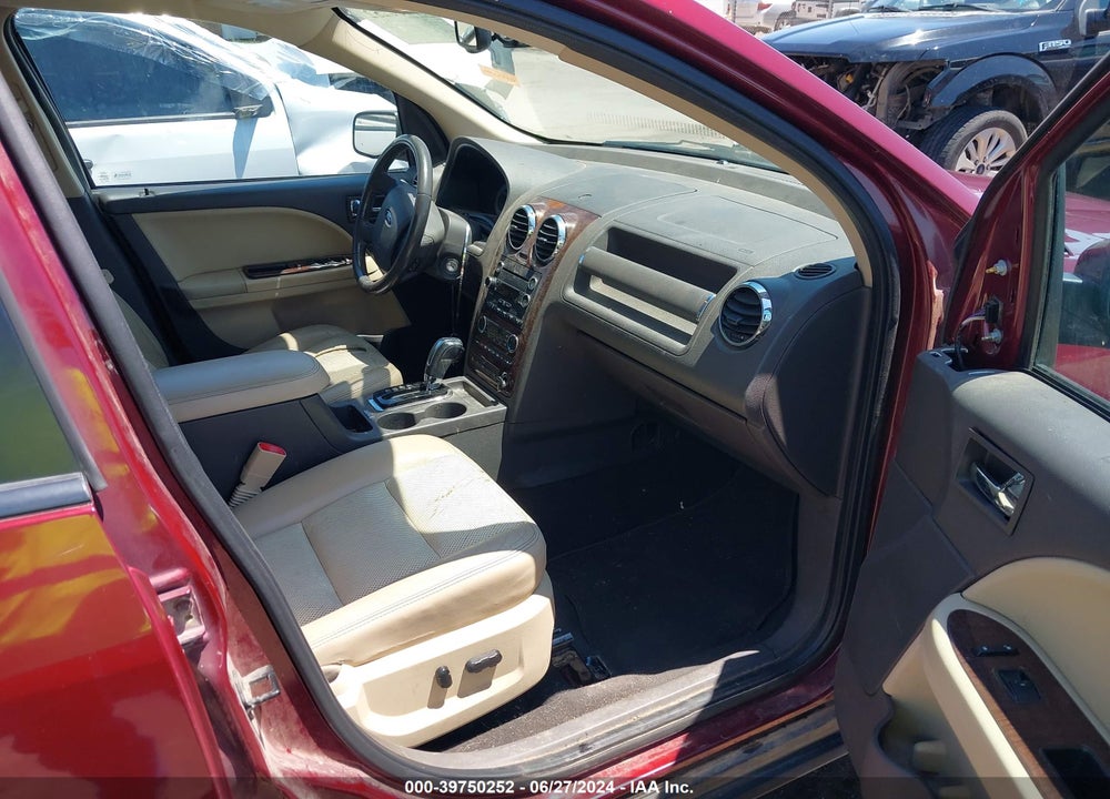 2008 FORD TAURUS X EDDIE BAUER VIN: 1FMDK07W58GA25898