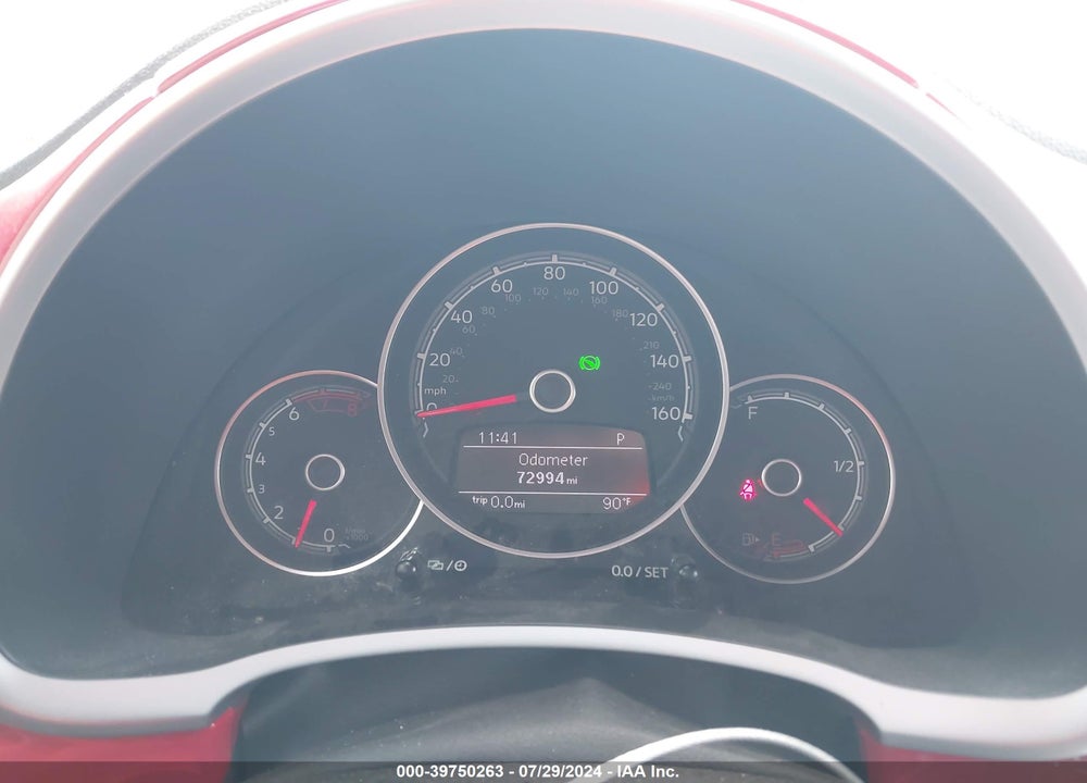 2018 VOLKSWAGEN BEETLE VIN: 3VW5DAAT5JM517654