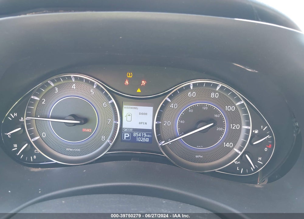 2018 INFINITI QX80 VIN: JN8AZ2NE9J9193356