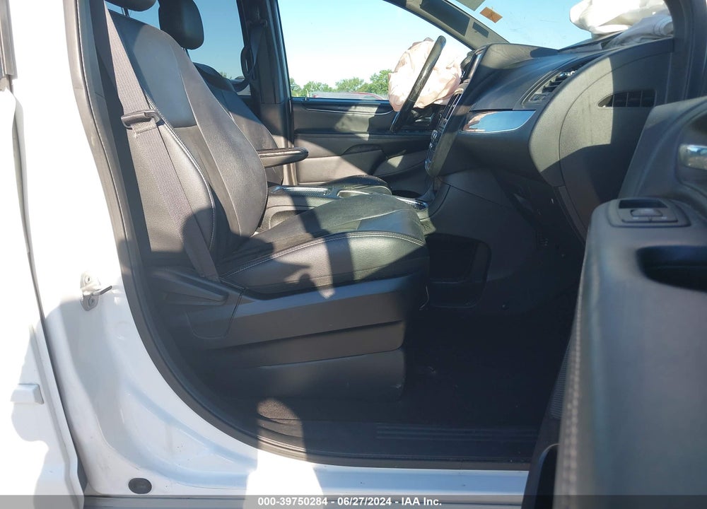 2017 DODGE GRAND CARAVAN SXT VIN: 2C4RDGCG3HR726384