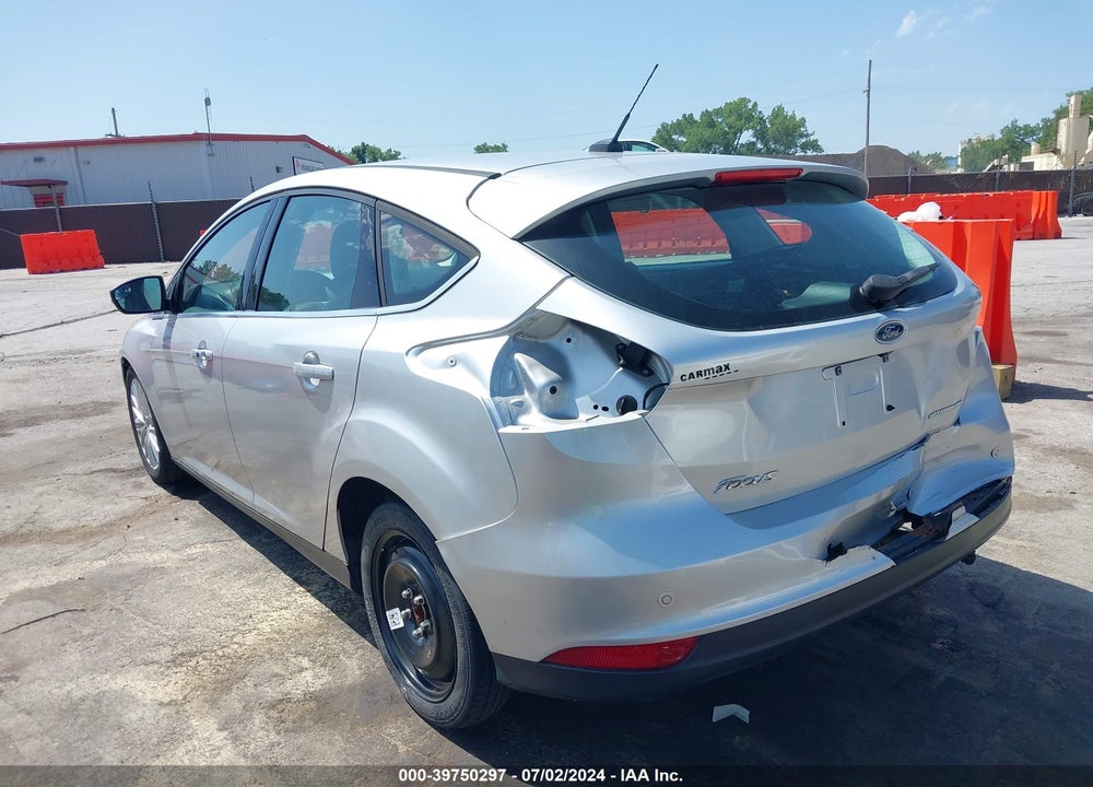 2017 FORD FOCUS TITANIUM VIN: 1FADP3N23HL319031