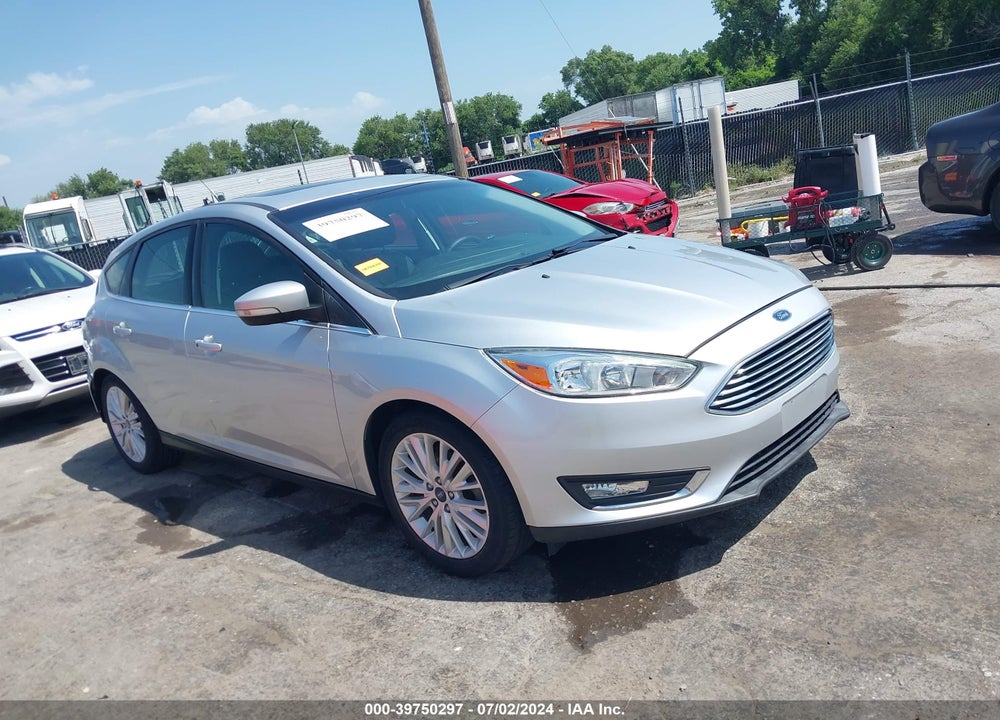 2017 FORD FOCUS TITANIUM VIN: 1FADP3N23HL319031