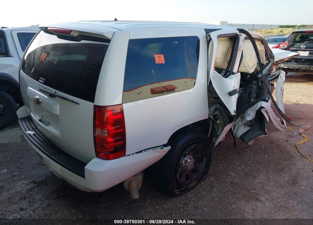 2010 CHEVROLET TAHOE LS VIN: 1GNMCAE04AR235593