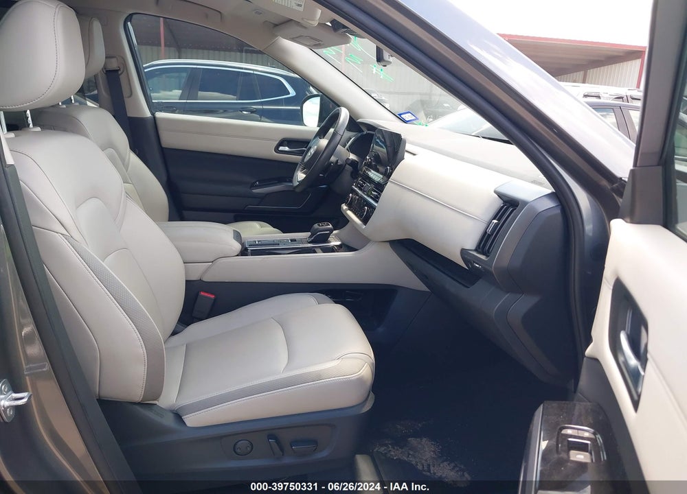 2023 NISSAN PATHFINDER SL FWD VIN: 5N1DR3CA6PC213536