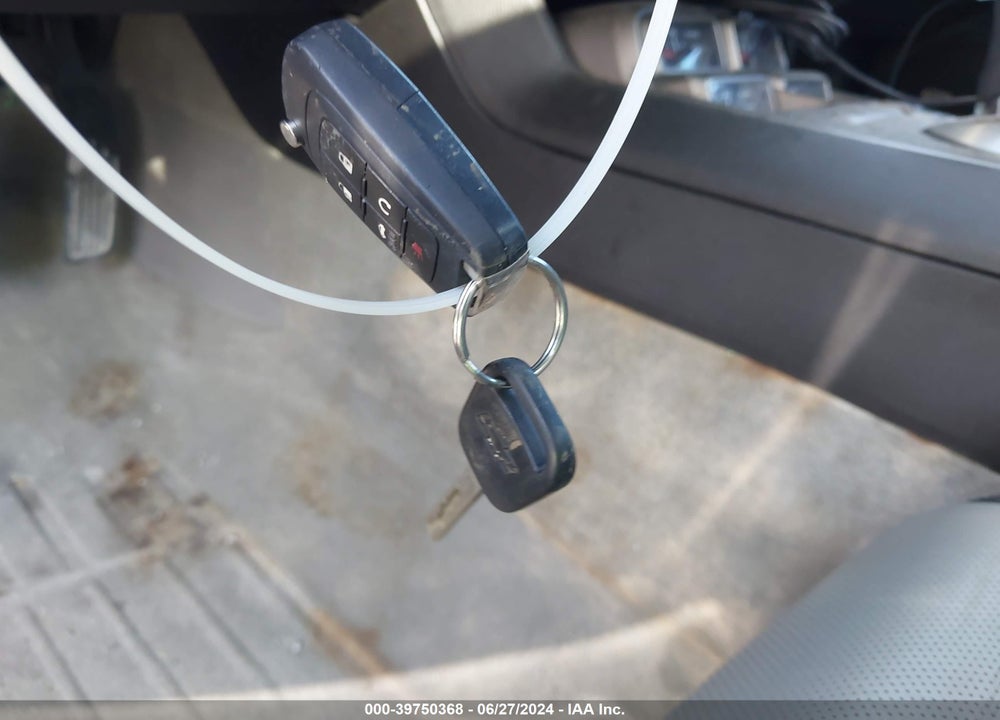2015 CHEVROLET CAMARO VIN: 2G1FF1E30F9188754