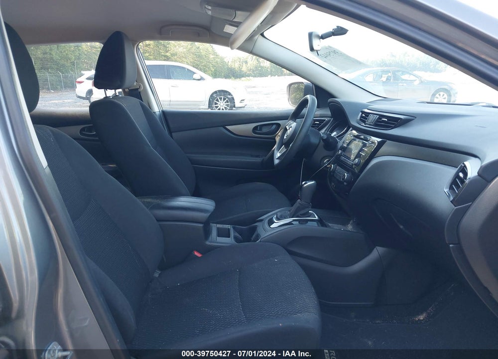 2018 NISSAN ROGUE SPORT VIN: JN1BJ1CP7JW100621