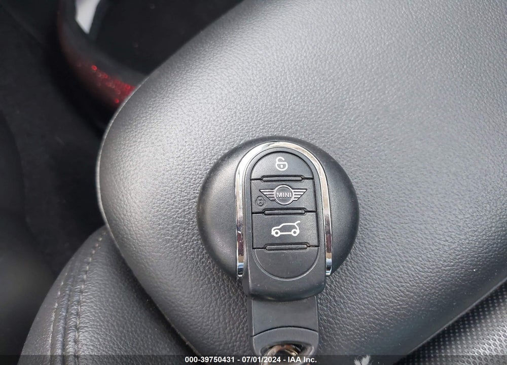 2014 MINI HARDTOP COOPER VIN: WMWXM5C52ET935224