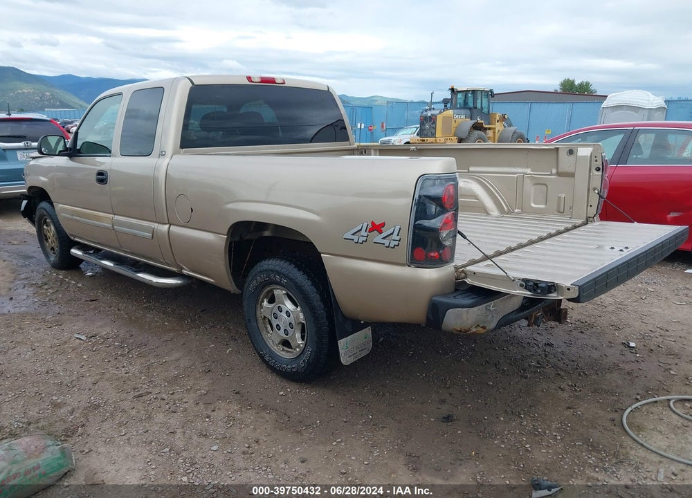 2004 CHEVROLET SILVERADO 1500 LS VIN: 2GCEK19T541184557