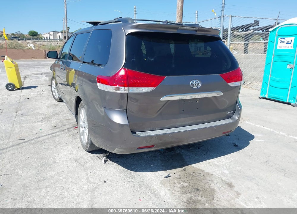 2011 TOYOTA SIENNA LIMITED V6 VIN: 5TDYK3DC9BS105588