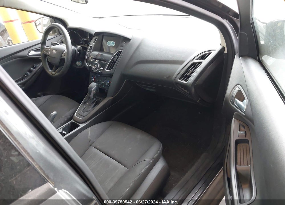 2018 FORD FOCUS SEL VIN: 1FADP3H29JL266269