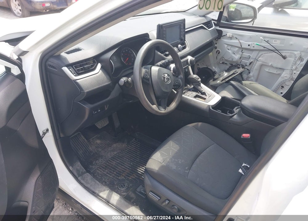 2022 TOYOTA RAV4 XLE VIN: 2T3W1RFV5NC188842