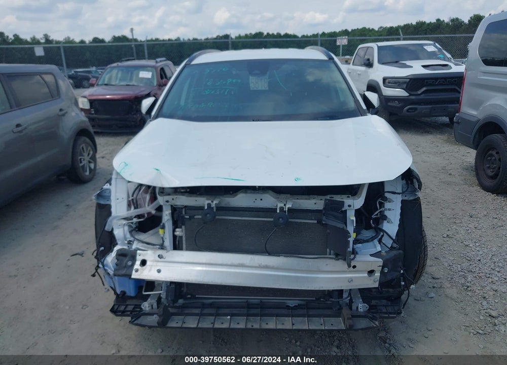 2022 TOYOTA RAV4 XLE VIN: 2T3W1RFV5NC188842