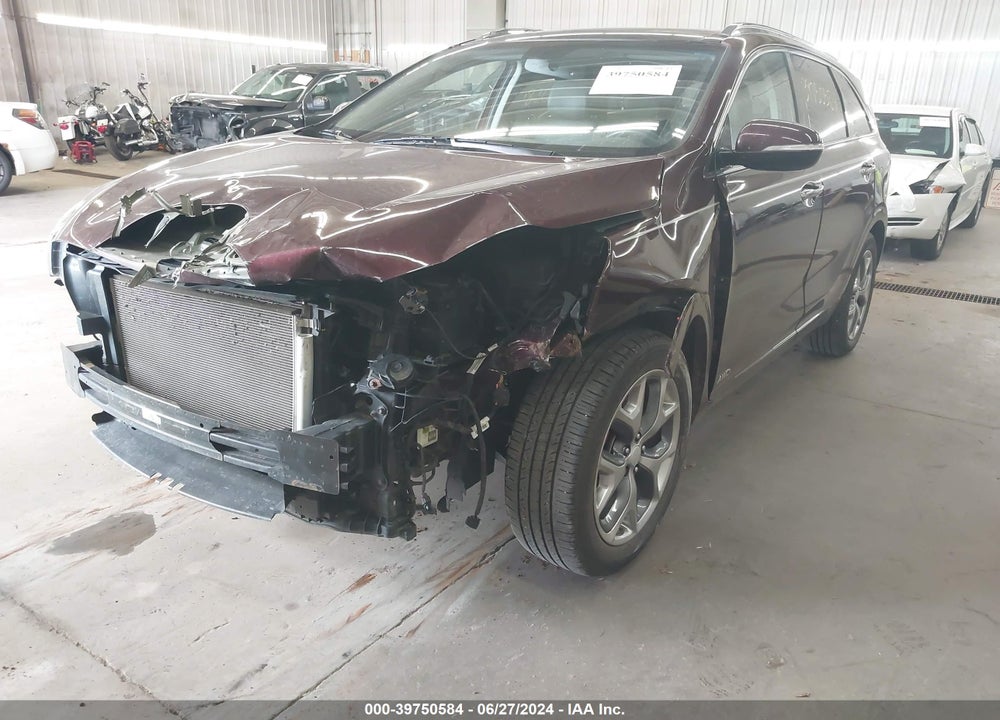 2016 KIA SORENTO 3.3L SX VIN: 5XYPKDA56GG124613