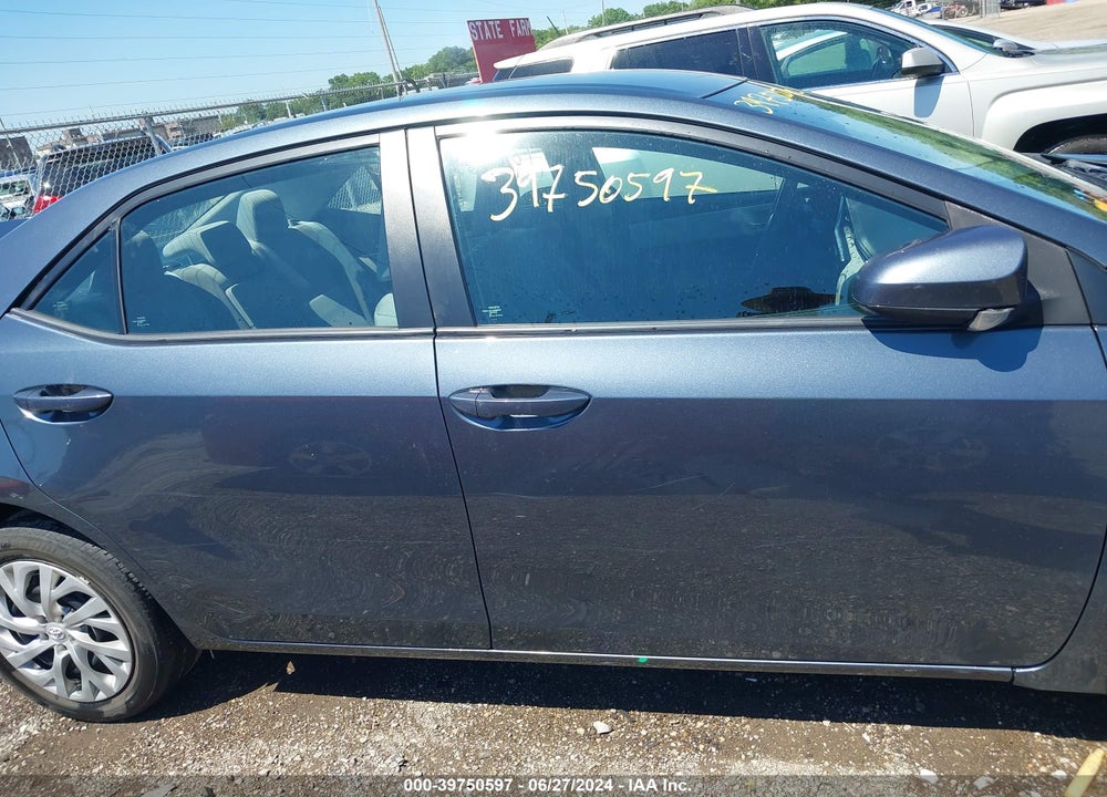 2017 TOYOTA COROLLA LE VIN: 2T1BURHE5HC909757