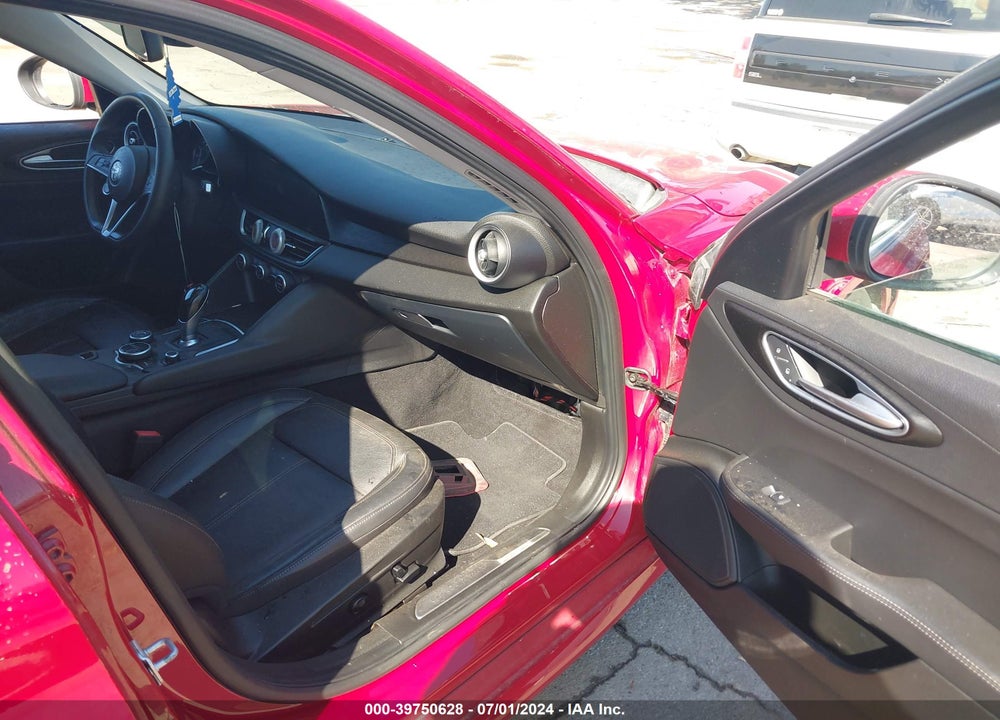2017 ALFA ROMEO GIULIA RWD VIN: ZARFAEBN7H7546252
