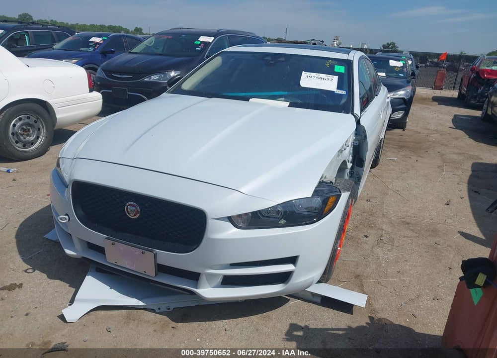 2018 JAGUAR XE 25T PREMIUM VIN: SAJAJ4FXXJCP21988