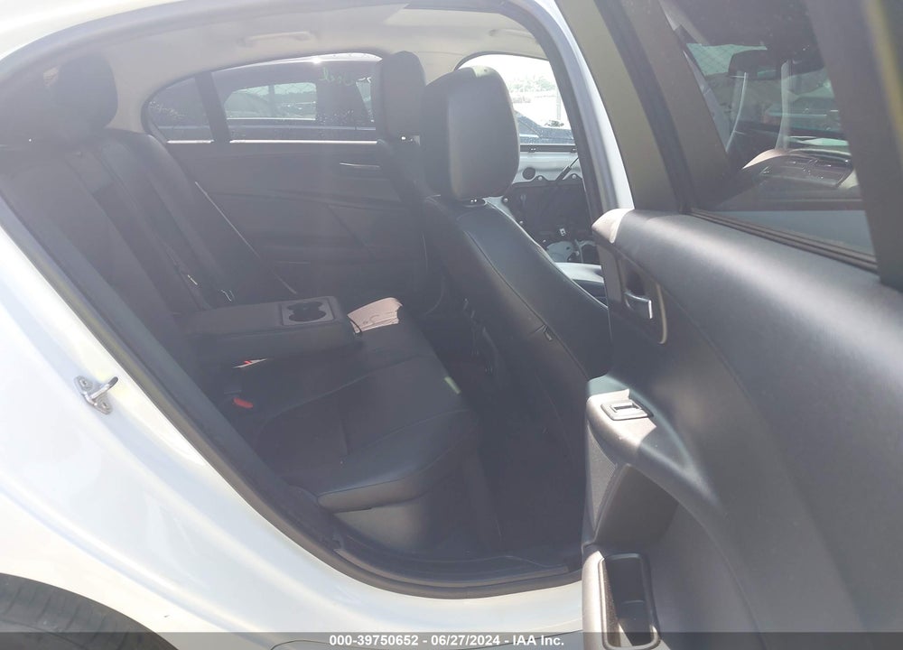 2018 JAGUAR XE 25T PREMIUM VIN: SAJAJ4FXXJCP21988