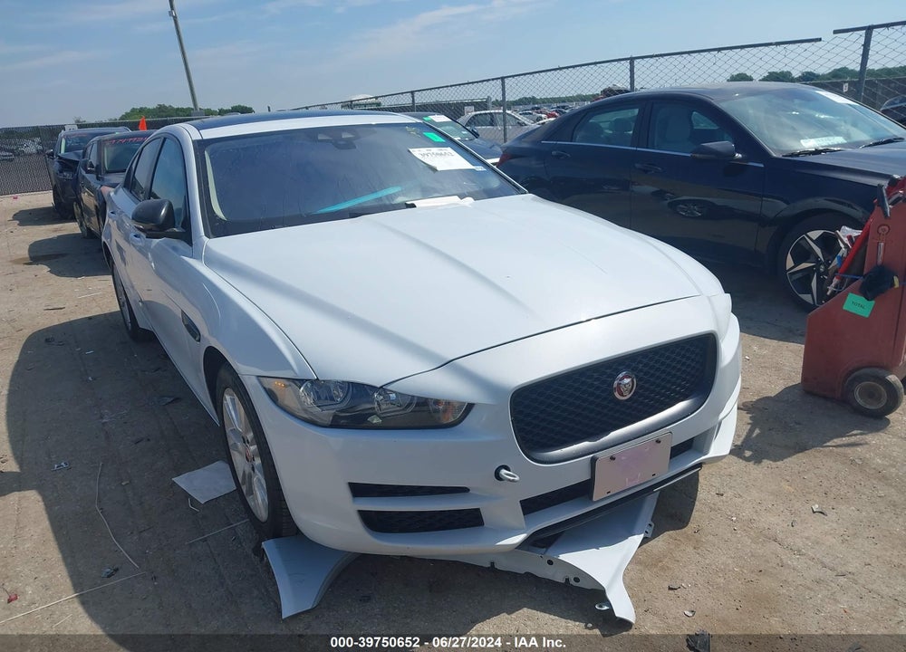 2018 JAGUAR XE 25T PREMIUM VIN: SAJAJ4FXXJCP21988